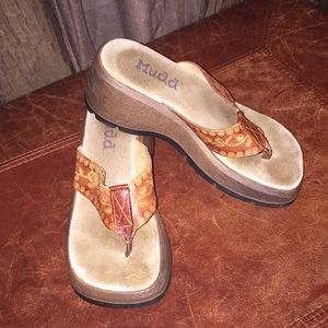 discontinued mudd sandals